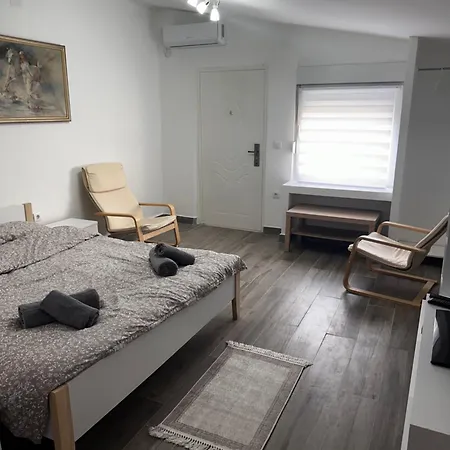 Meliora Apartment Белград Екстериор снимка
